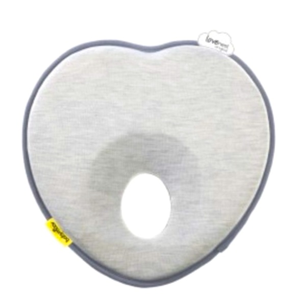 Baby pillow ( Heart shape pillow for flat head) - Picture 1 of 1